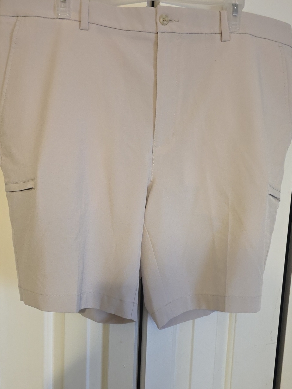 Men's Classic Flat-Front Tan Shorts